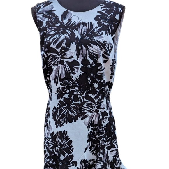 Rebecca TaylorSleeveless Splashed Flowers Flippy Dress Sz 10 - Picture 9 of 16